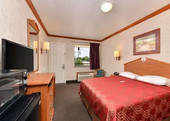 Econo Lodge Killeen near Fort Hood hotel thumbnail 5