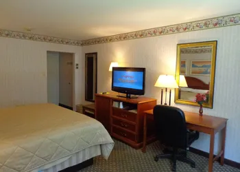 Rodeway Inn Milford - I-84 hotel thumbnail 5