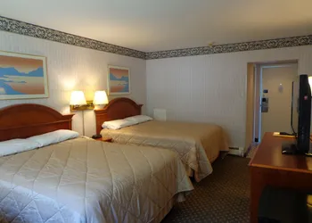 Rodeway Inn Milford - I-84 hotel thumbnail 7