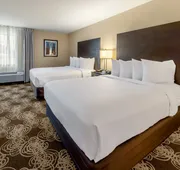 Landmark Suites hotel detail image 3