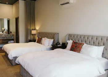 CALAMIGOS RANCH Resort & Spa hotel thumbnail 4