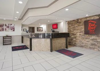 Red Roof Inn & Suites Jacksonville, NC hotel thumbnail 2