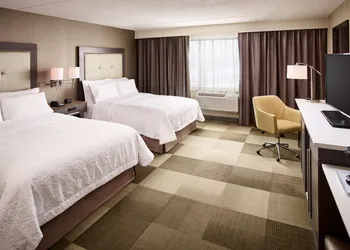 Hampton Inn by Hilton Sarnia/Point Edward hotel thumbnail 8