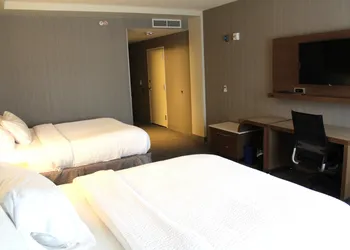 Courtyard Muncie at Horizon Convention Center hotel thumbnail 8