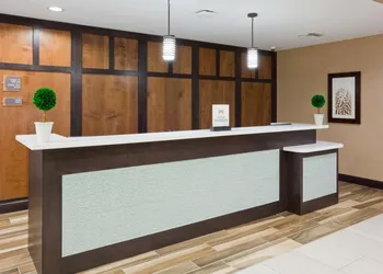 Homewood Suites by Hilton Davenport hotel thumbnail 2