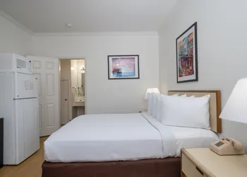 Contempra Inn hotel thumbnail 5