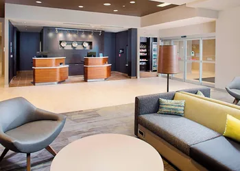 Courtyard by Marriott Dallas Carrollton hotel thumbnail 2