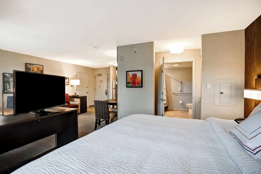 Residence Inn Hamilton hotel detail image 6