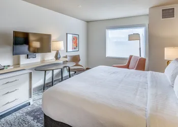 Holiday Inn & Suites Bellingham by IHG hotel thumbnail 5