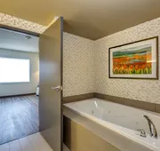 Holiday Inn & Suites Bellingham by IHG hotel detail image 7