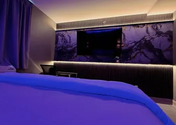 Umbrella Hotel hotel thumbnail 8