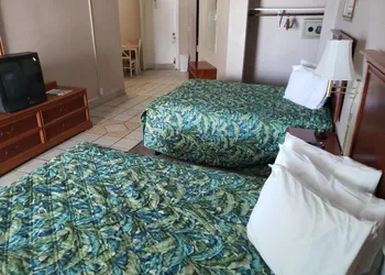 The Seascape Inn hotel thumbnail 6