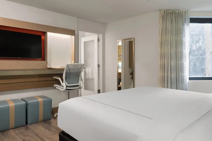 EVEN Hotel Brooklyn by IHG hotel detail image 6