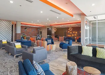 Four Points by Sheraton Plano hotel thumbnail 3
