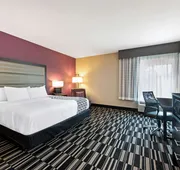 La Quinta Inn & Suites by Wyndham West Monroe hotel detail image 4
