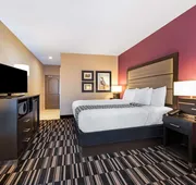 La Quinta Inn & Suites by Wyndham West Monroe hotel detail image 7