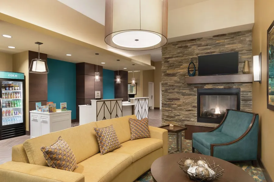 Homewood Suites by Hilton Calgary Downtown hotel detail image 2
