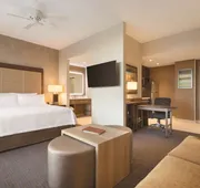 Homewood Suites by Hilton Calgary Downtown hotel detail image 7