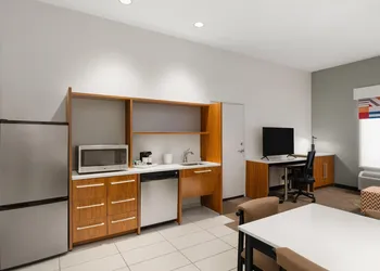 Home2 Suites by Hilton Alexandria hotel thumbnail 7