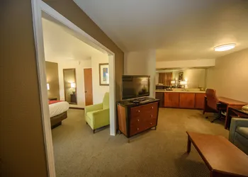 Richland Inn Lawrenceburg hotel thumbnail 8