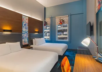 Aloft by Marriott Houston Downtown hotel thumbnail 7