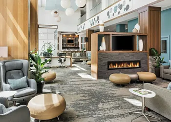 Element by Westin Calgary Airport hotel thumbnail 3