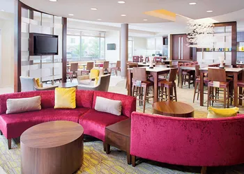 Springhill Suites by Marriott Carle Place Garden City hotel thumbnail 2
