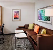 Springhill Suites by Marriott Carle Place Garden City hotel detail image 4