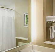 Fairfield Inn & Suites Dallas West/i-30 hotel detail image 7