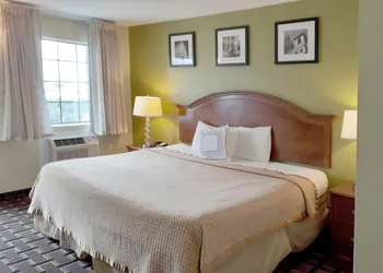 Savannah Garden Hotel hotel thumbnail 7