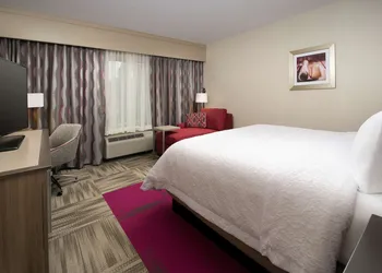 Hampton Inn Louisville East/Hurstbourne hotel thumbnail 4