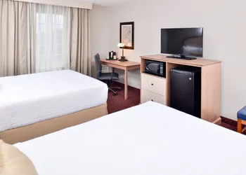 Appomattox Inn and Suites hotel thumbnail 3