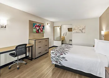 Red Roof Inn Tucson – Vail hotel thumbnail 3