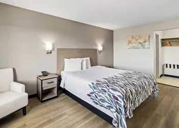 Red Roof Inn Tucson – Vail hotel thumbnail 4