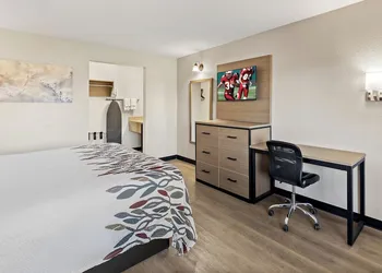 Red Roof Inn Tucson – Vail hotel thumbnail 7