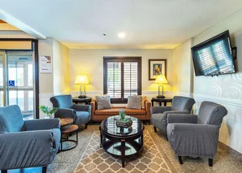 Quality Inn and Suites hotel thumbnail 2