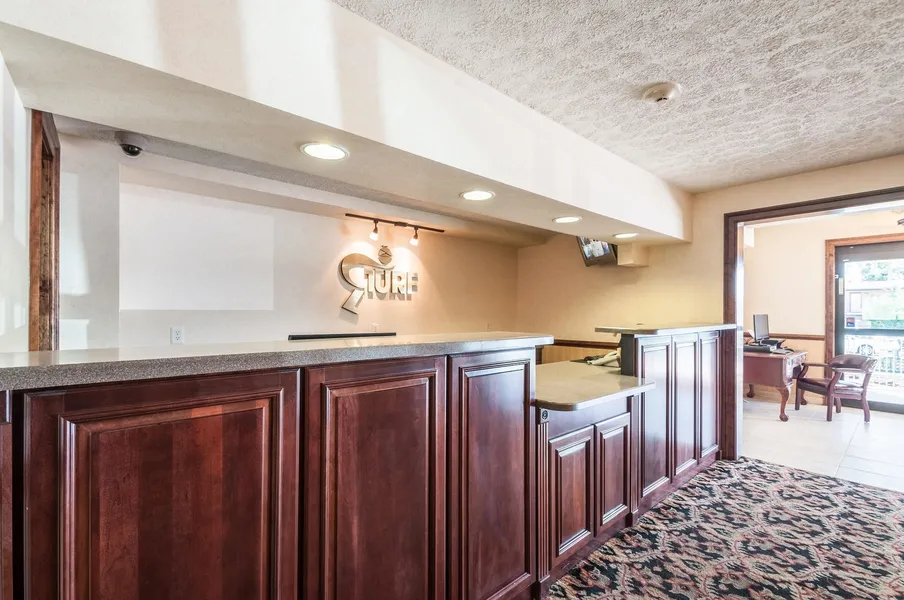 Rodeway Inn & Suites Charles Town hotel detail image 2