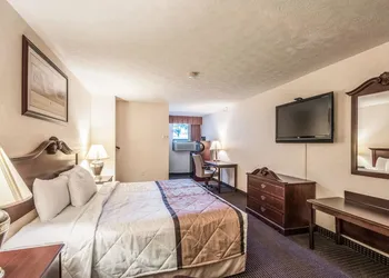 Rodeway Inn & Suites Charles Town hotel thumbnail 6