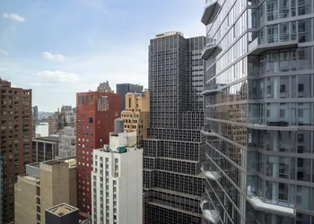 EVEN Hotel New York - Midtown East by IHG hotel thumbnail 3