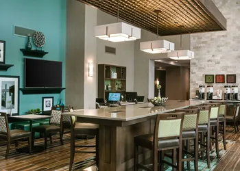 Hampton Inn & Suites Mason City hotel thumbnail 2
