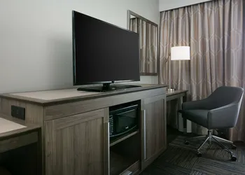 Hampton Inn & Suites Mason City hotel thumbnail 8
