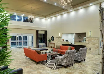 Pomeroy Inn And Suites Vermilion hotel thumbnail 2