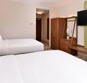 Holiday Inn Express & Suites Salem by IHG hotel detail image 7
