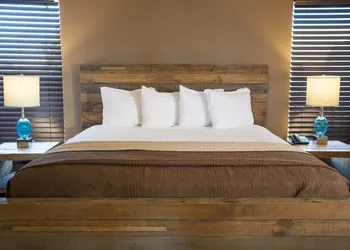 Thunderbird Hotel hotel thumbnail 8