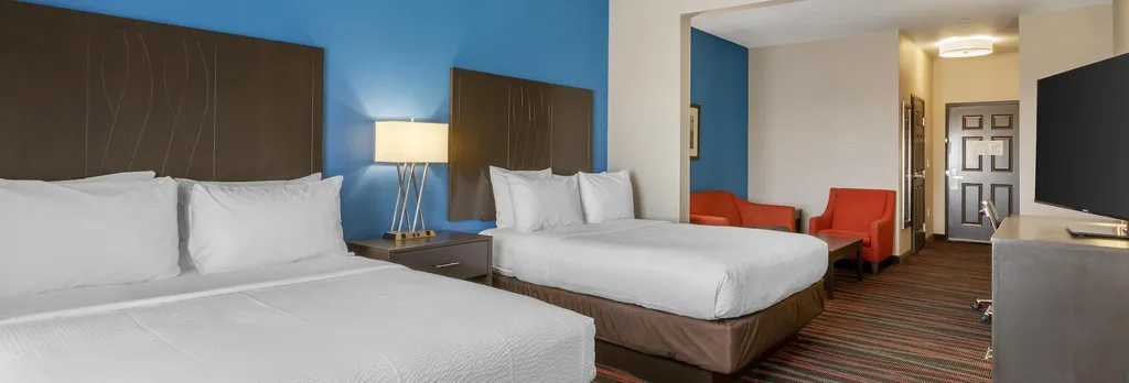 Hotel photo 1 of 64