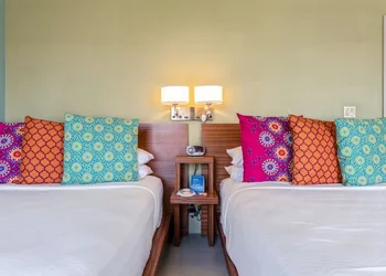 Kasa El Paseo Miami Beach hotel thumbnail 8