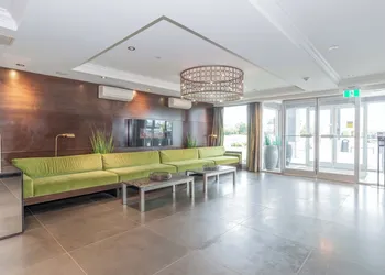 Sandman Hotel Abbotsford Airport hotel thumbnail 3
