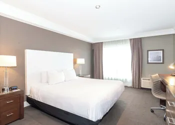 Sandman Hotel Abbotsford Airport hotel thumbnail 7