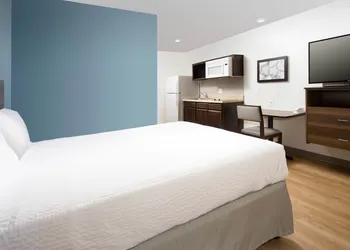 WoodSpring Suites Broken Arrow hotel thumbnail 7