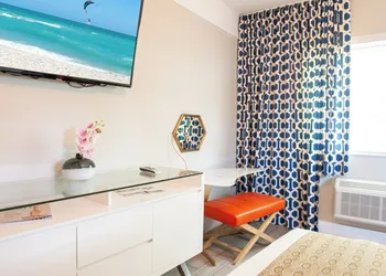 Oceanside Hotel and Suites hotel thumbnail 7
